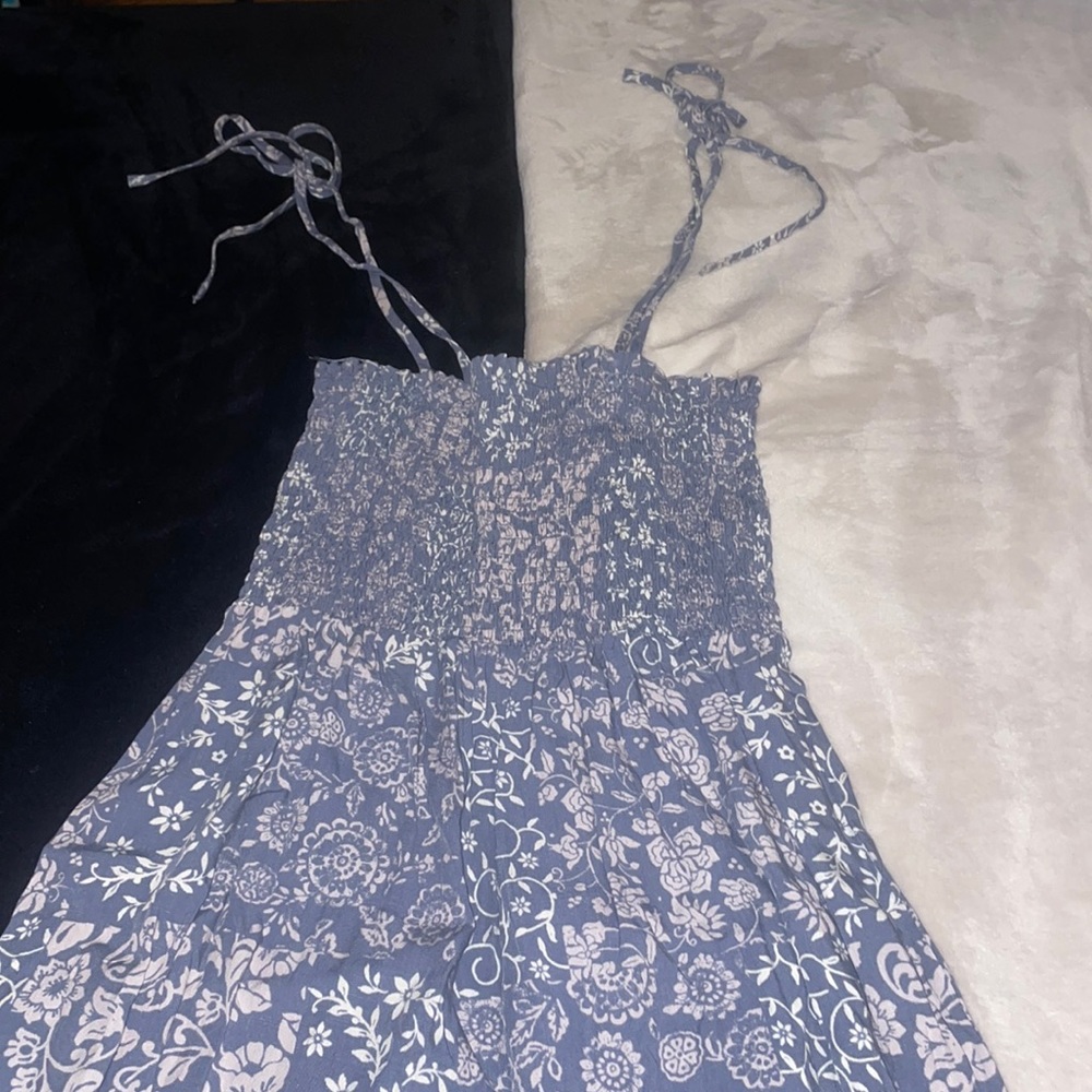 Women’s dress